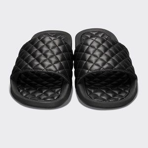 APL: Athletic Propulsion Labs Women's Lusso Slides, Black, 10